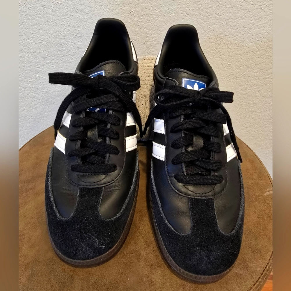 Adidas Samba's Black and White Sneakers
